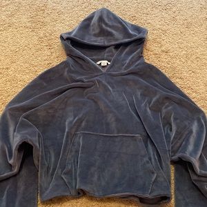 Grey cropped very soft hoodie